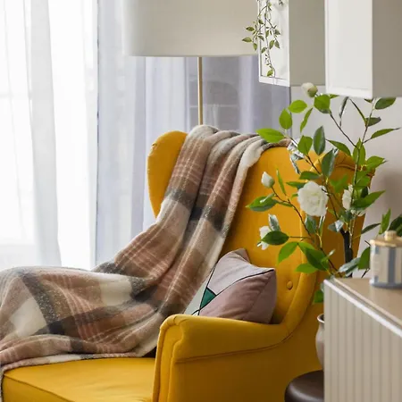 Stylish With A Balcony Lägenhet